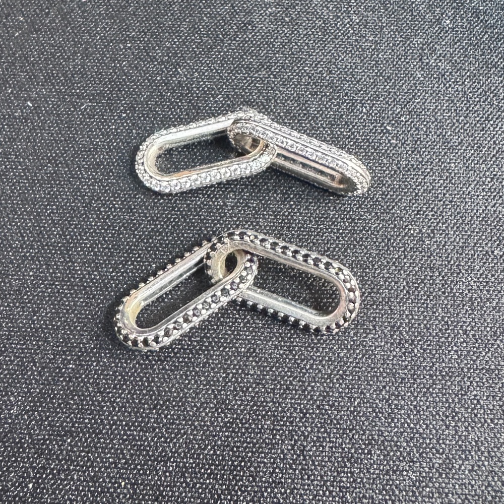 Pandora ME Decorative Links
